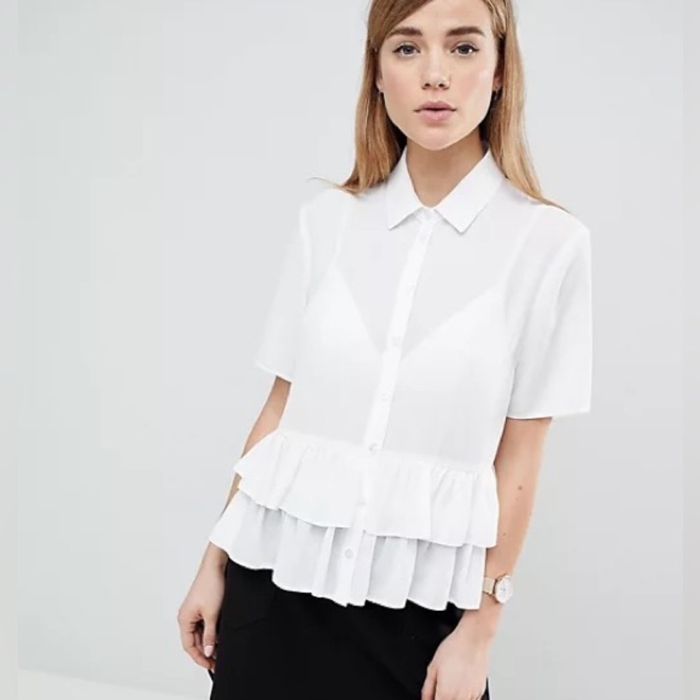 NWT Asos White short sleeve button up with ruffle hem, US 2